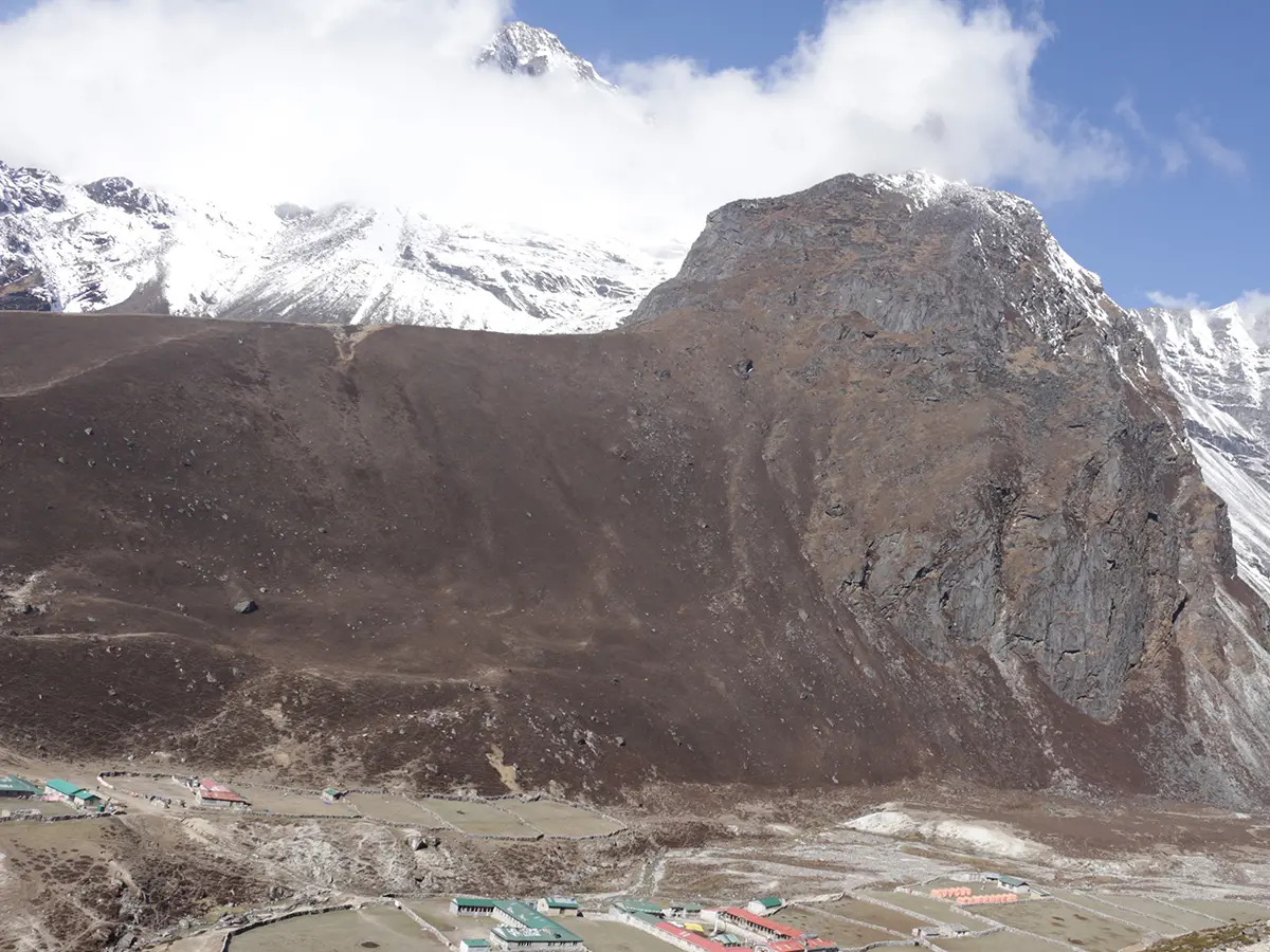 Luxury Everest Base Camp Trek with Helicopter Return: A Premium Himalayan Adventure